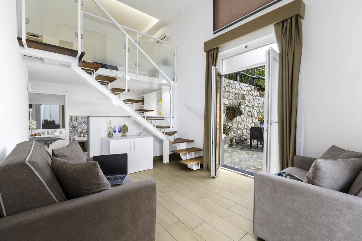 Eterea Charming Suite - Imperial Topaz Apt