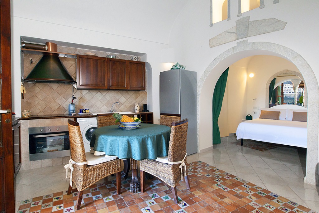 Alcova Apartment Positano-14
