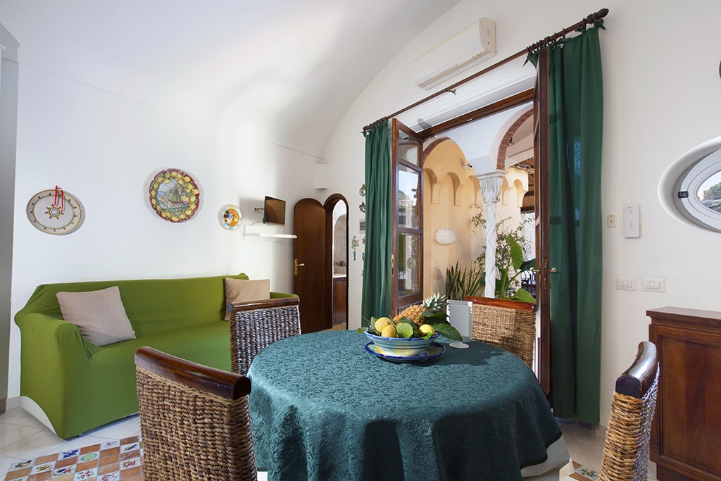 Alcova Apartment Positano-16