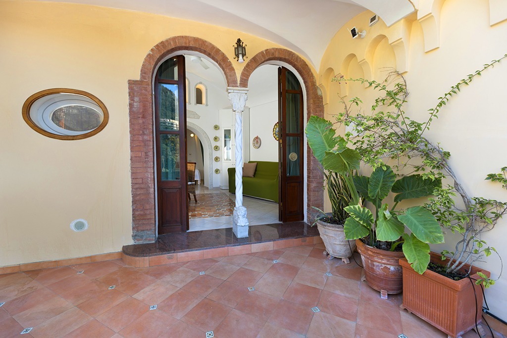 Alcova Apartment Positano